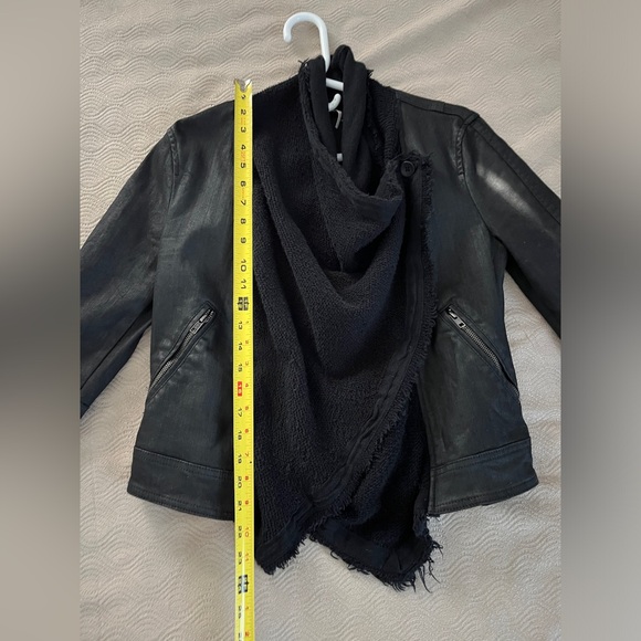 Free People drape front coated denim jacket in black size 4 - Picture 5 of 10